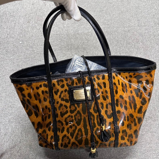 Pre-loved Dolce & Gabbana Leopard Print Tote Bag - BVJ