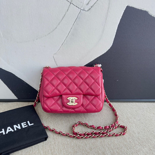 Chanel Classic Flap Shoulder Bag Microchip Bag Red Quilted Leather