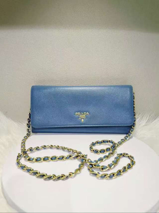 Pre-loved PRADA Saffiano Blue Crossbody Bag