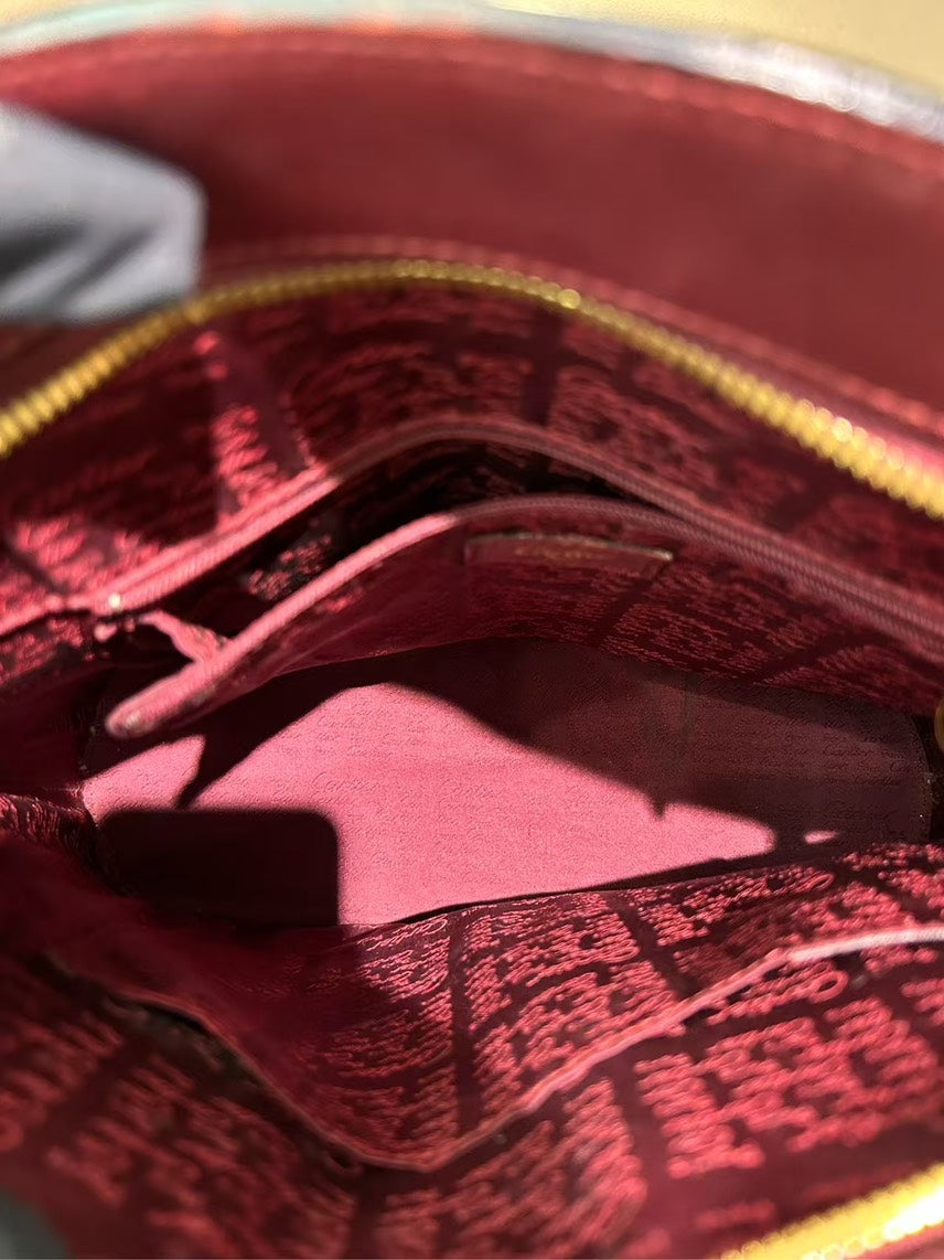 Pre-loved CARTIER Burgundy Leather Crossbody Bag