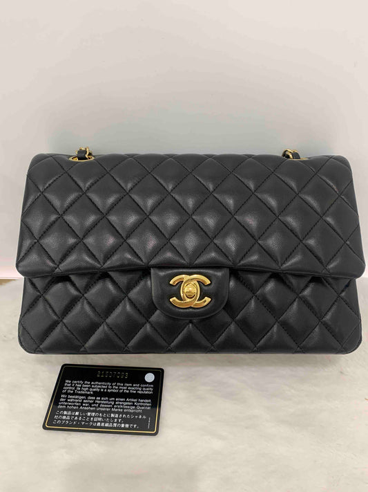 Preloved Chanel Classic Flap Medium Black Leather Shoulder Bag with Gold Hardware
