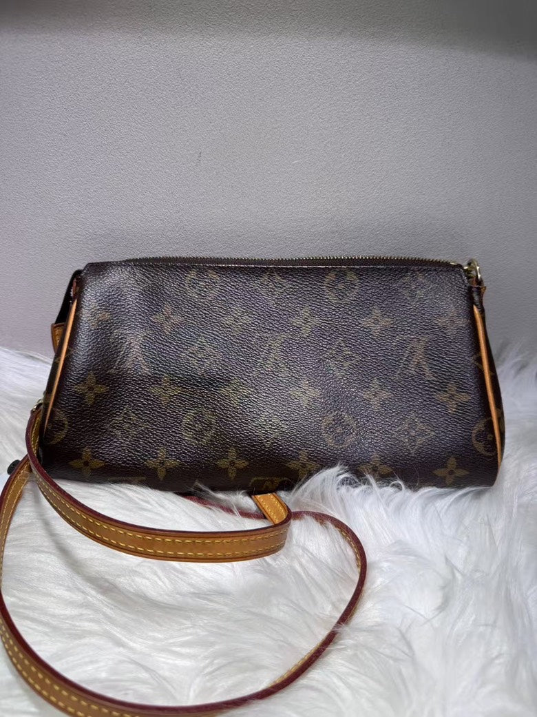 Louis Vuitton Monogram Canvas Eva Clutch Brown Shoulder Bag