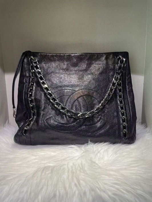 Pre-loved CHANEL Vintage Shoulder Bag Black Leather