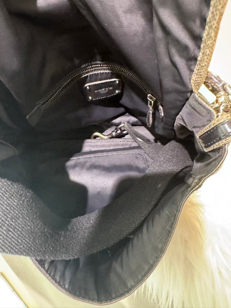Pre-loved LOEWE Messenger Bag Metallic Shoulder Bag