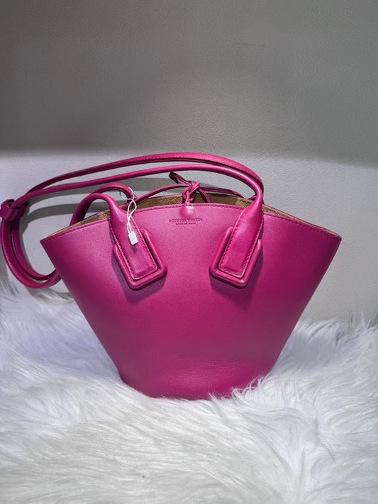 Pre-loved Bottega Veneta Mini Pink Leather Tote Bag
