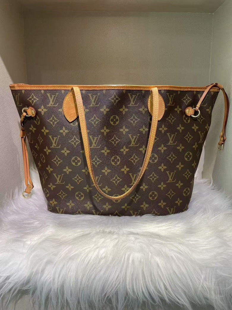 Pre-loved Louis Vuitton Neverfull Monogram Tote Bag Brown