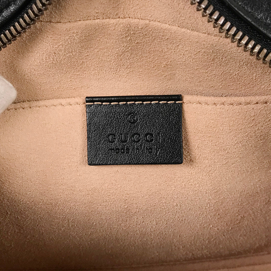 GUCCI ChainShoulder Shoulder Bag