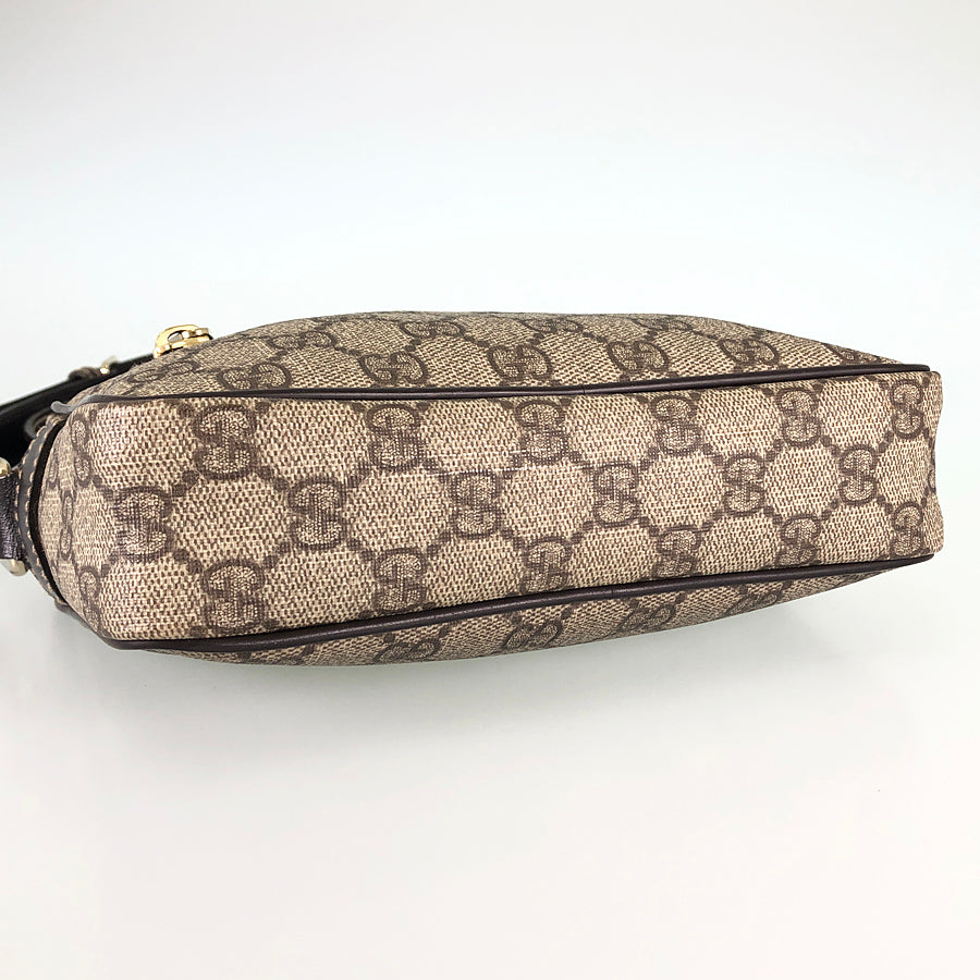 GUCCI GG Supreme Shoulder Bag