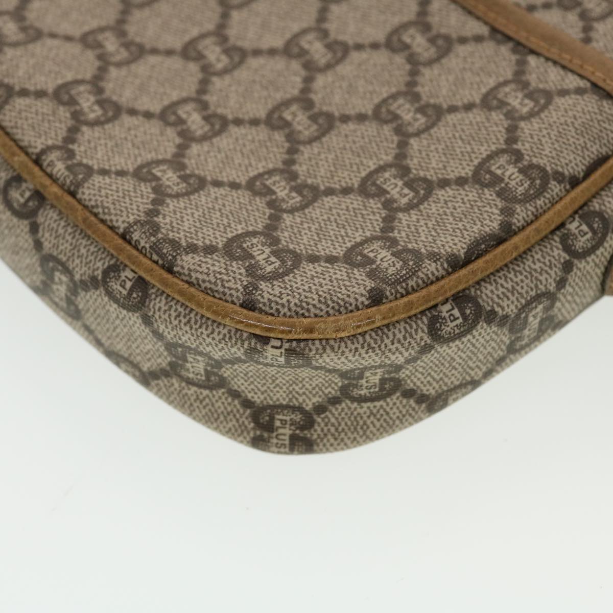 GUCCI GG Plus Canvas Shoulder Bag PVC Leather Beige  th3722
