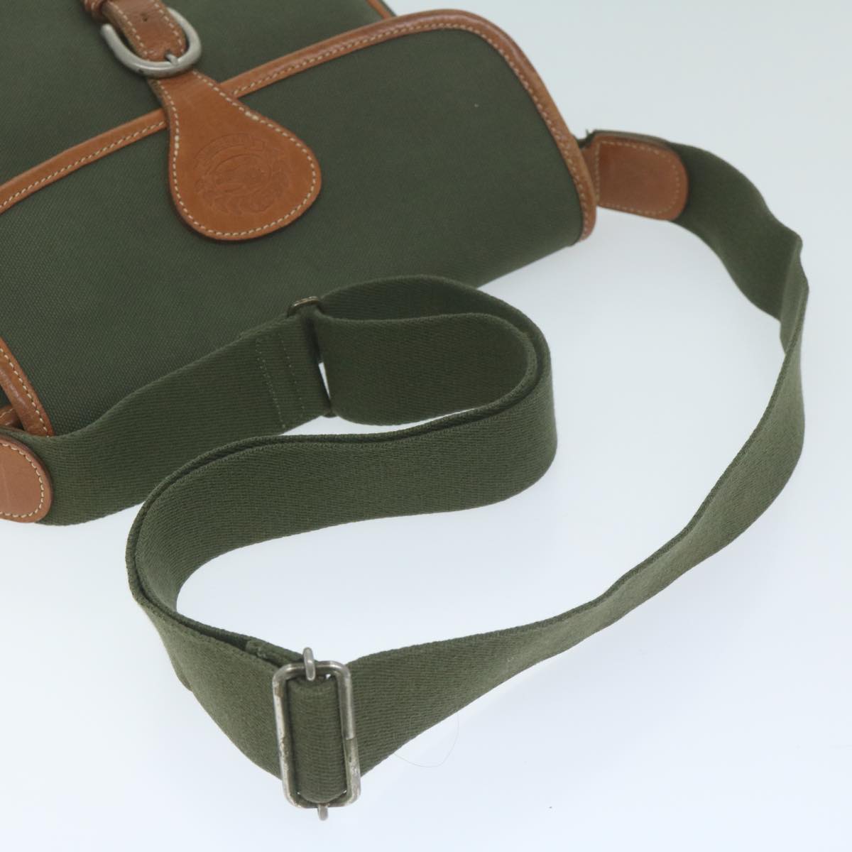 BurberrySs Shoulder Bag Canvas Khaki Auth ti1465