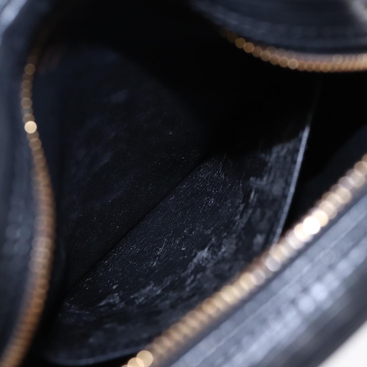 LOUIS VUITTON Epi Danube Shoulder Bag Black M45632 LV Auth yk13469